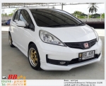 HONDA JAZZ 15 SV VTEC 2012  ใช้เงินออกรถ 10000 บาท