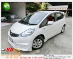 HONDA JAZZ HYBRID 13 2013 ใช้เงินออกรถ 10000 บาท