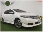 ปี2013 Honda city 15sv at สีขาว เบนซินฟรีดาวน์