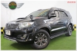 ปี 2012 tt fortuner 30 v trd สีดำ at ดีเซล ฟรีดาวน์