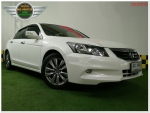 ปี2012 Honda Accord 24jp สีขาว at เบนซินฟรีดาวน์