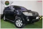 ปี 2010 toyota fortuner 25g mt สีดำ ดีเซลฟรีดาวน์