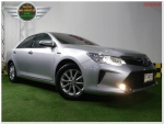 ปี2016 toyota camry 20g สีเทา at เบนซินฟรีดาวน์
