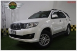 ปี2012 Toyota fortuner 27v at  2wdฟรีดาวน์