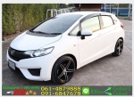 HONDA NEW JAZZ 15 S VTEC 2014 ใช้เงินออกรถ 10000 บ