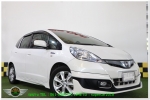 รถบ้าน ปี21013 Honda jazz 13hybird  ดาวน์ 010 เปอร์เซ็น
