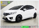 ผ่อนเพียง 9395 บฟรีดาวน์ HONDA JAZZ 15 S 2015