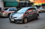 HONDA JAZZ 1.5SV ตัวท็อปออฟชั่นส์ ฟรีดาวน์ รถบ้านมือเดียว ชุดแต่งรอบคัน เกียร์แพดเดิ้ลชิฟ  พวงมาลัยมัลติ ไฟตัดหมอก CD ABS AIRBAG เบาะหนังดำ ช่วงล่างแน่นๆ กุญแจรีโมท เซ็นเซอร์กันชนหลังครบ โทร 095 74012