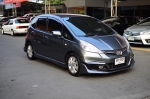 รถมือเดียว ฟรีดาวน์ HONDA JAZZ 1.5V ปี12 ชุดแต่งรอบคัน CD ABS AIRBAG พวงมาลัยมัลติ ไฟตัดหมอก ภายในกว้างๆ เครื่องช่วงล่างแน่นๆ ขับสนุก เซ็นเซอร์กันชนหลัง ล้อแม็ก ยางใหม่ กุญแจรีโมท สวยๆพร้อมใช้ โทร 095