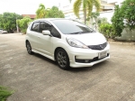 99 บาท ออกรถ HONDA JAZZ SV โมดูโร่ได้เลย ท็อปออฟชั่นสื รถสวยจัด มือเดียว ชุดแต่งรอบคัน เกียร์แพดเดิ้ลชิฟ เบาะลายโมดูโร่ ไฟตัดหมอก พวงมาลัยมัลติ แอร์หนาว ไฟฟ้าทั้งคัน ไฟเลี้ยวที่กระจก ภายในสวยกิ๊ฟ CD U