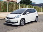 HONDA JAZZ 1.5 SV i-VTEC MNC ปี 2013 เกียร์AUTO สภาพนางฟ้า