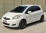 TOYOTA YARIS 1.5 E AUTO ปี 2010 รถสวย ฟรีดาวน์ T.086-527-9533