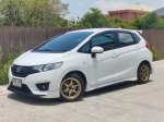 HONDA JAZZ GK 1.5 S AUTO ปี 2016 รถมือเดียว ฟรีดาวน์ T.086-527-9533